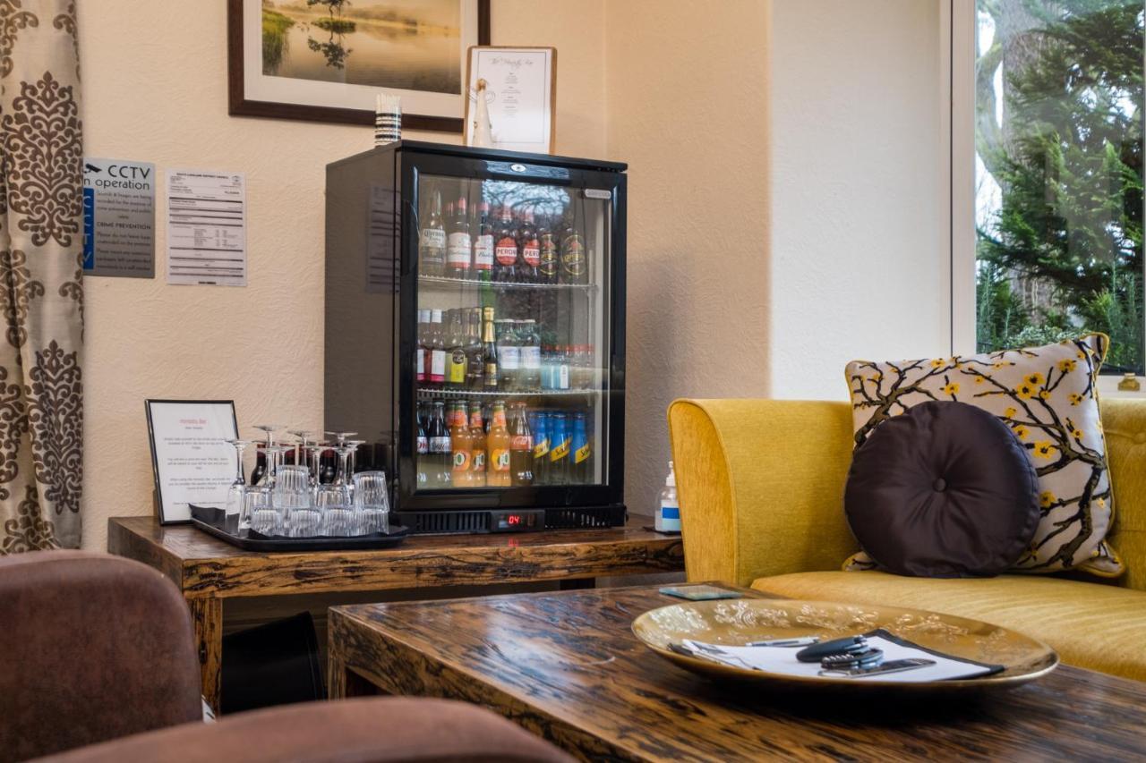 The Howbeck & The Retreat Incl Off-Site Health Club And Parking Ev Point Available 윈더미어 외부 사진