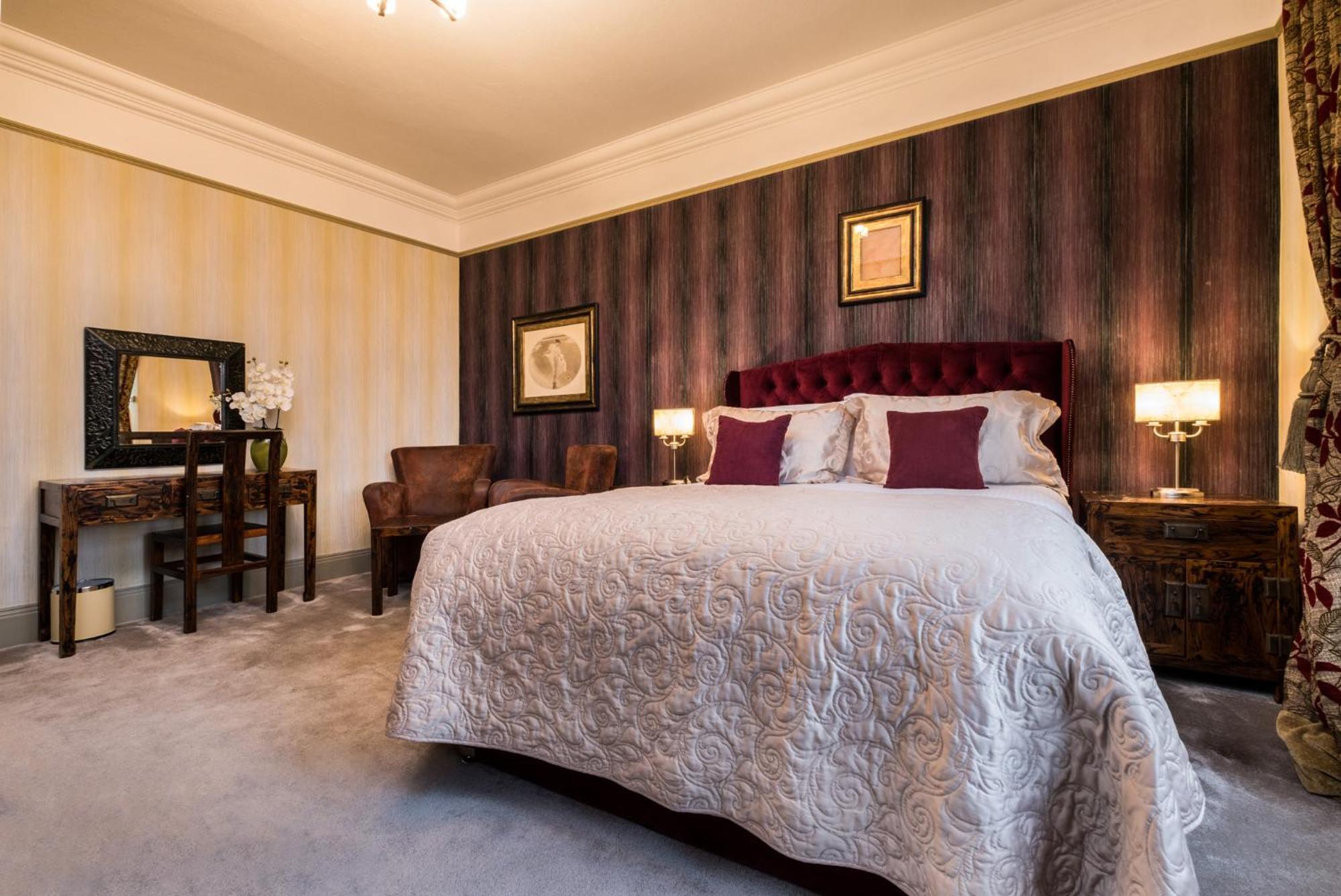 The Howbeck & The Retreat Incl Off-Site Health Club And Parking Ev Point Available 윈더미어 외부 사진