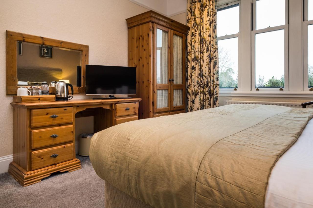 The Howbeck & The Retreat Incl Off-Site Health Club And Parking Ev Point Available 윈더미어 외부 사진