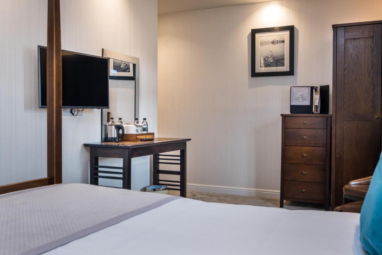 The Howbeck & The Retreat Incl Off-Site Health Club And Parking Ev Point Available 윈더미어 외부 사진